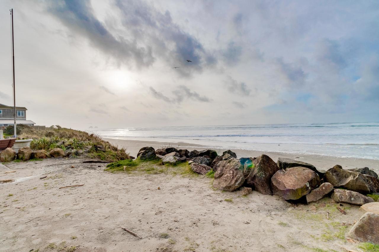 Villa Getaway Oceanfront Lodging Rockaway Beach Exterior foto